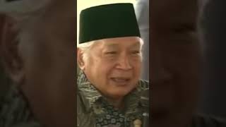 H.M Soeharto : Kirab Remaja