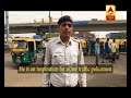 here s the inspiring story of 72 year old ganga ram who s been managing delhi s traffic wi