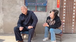 子奇爸来商量婚事，父亲突然发飙，一朵全程紧张