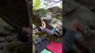 Rhino Chin V5 | Farside Boulders @ Exit 38 | North Bend, WA