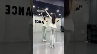 【小羊】芥么可爱？ #美女 #舞蹈 #dance #shorts