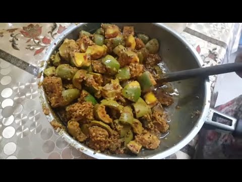 Mango pickle (aam ka achaar) Mango pickle (aam ka achaar)