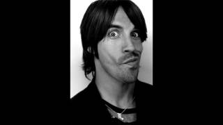 Anthony Kiedis warming up his vocals [Read description]