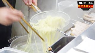 【食べすぎ】手打ちラーメン職人の平ザル麺揚げ！ラーメン丼もの餃子で限界食い！をすする 青竹手打ちラーメン 麺や 大山【飯テロ】SUSURU TV.第2487回