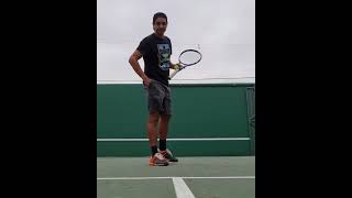Nicolás Lapentti enseña como practicaba tenis de pequeño