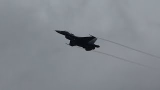 F-2戦闘機 展示飛行 千歳基地航空祭2024年 JASDF F-2 Fighter Maneuver Flight at Chitose Air Base Festival 2024