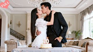 He’s My CEO Uncle in Name, But After I Kissed Him on My 20th Birthday, He Was Obsessed!