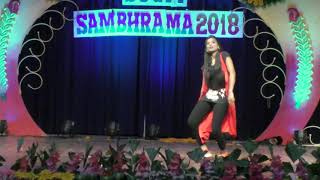 Sambhram 2k18 fashion show d dance in sjcit