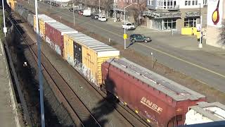 (Northbound) BNSF Priority Manifest Train pulls forward and stops at 21ST Street. (Part 1)