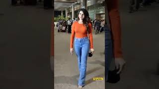 Samantha hot Spotted at Airport #samantha #shorts #youtubeshorts #tollywood #ytshorts #trending