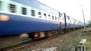 Train entering Tapti bridge bhusawal with full speed