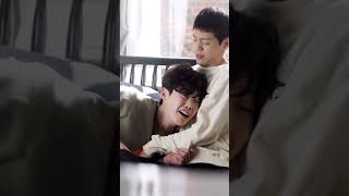 Lee Jong-suk funny moments 😂❤ ~ while you were sleeping