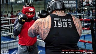 330 POUND POWERLIFTER -FIGHTS- 130 POUND 3 DIVISION BOXING WORLD CHAMP MIKEY GARCIA!!! | WHO WINS!?