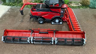 1/64 AF11 Combine Case IH 2024 Farm Show Edition