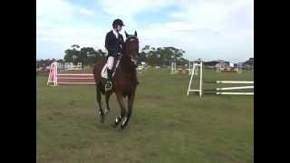 Kayley Showjumping at Wandin Park