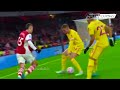 Skill Martinelli Nutmeg Kapten Liverpool Jordan Henderson - Bal balan