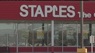 Staples to close 225 stores