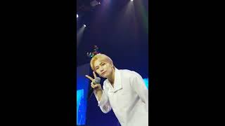 [FANCAM] 191221 Victon - Because Of You | Voice to Alice in Manila