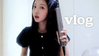 [vlog] 일상 브이로그 | 새 룸메이트…? | 크리스마스 | 오랜만에 겟레디윗미 | 이가네 양꼬치 | 와인바 | 마라샹궈 | 광교 카페거리 | 2024 끝자락 일상