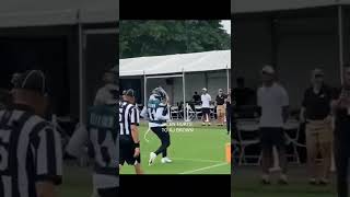 AJ BROW FIRST CATCH FROM JALEN HURTS! PHILADELPHIA EAGLES TRAINING CAMP NFL 2022