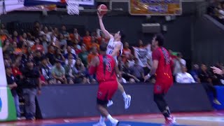Meralco OUTHUSTLING San Miguel in the clutch 😤 | PBA SEASON 48 PHILIPPINE CUP