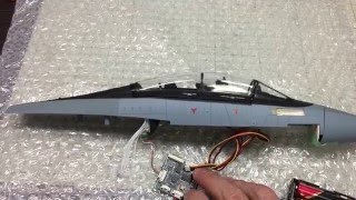 「週刊　F-14 Tomcat」キャノピー開閉