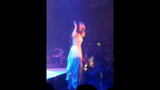 Morissette performs Mariah Carey Medley | Music Museum