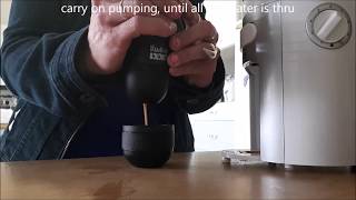 Making a brew with the Minipresso GR