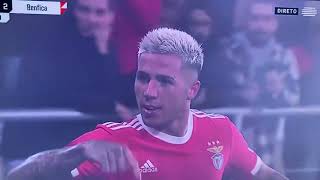 3 weeks ago, Enzo showed the Benfica fans the \