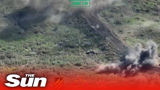 Ukrainian artillery destroys retreating Russian army forces