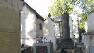 Walk to Jim Morrison's Grave at Père Lachaise Cemetery in Paris