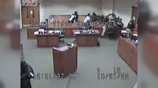 VIDEO | Brawl breaks out in Louisville courtroom during murder hearing