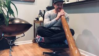 9 minute didgeridoo morning meditation...