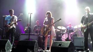 CALEXICO with GABY MORENO - Laisse Tomber Les Filles (Vienna, 2015.11.04)