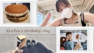 【Birthday VLOG】陪男友簡單過生日🎂｜親手做提拉米蘇、初次送浪漫🌹、禮物\u0026卡片開箱！