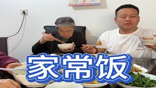 终于不是面条了，蒸一锅米饭炒5个菜，荤素搭配美得很