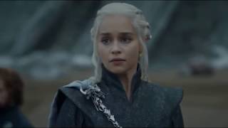 Game of Thrones - Daenerys falls for Jon Snow