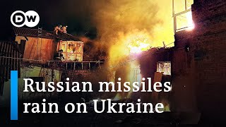 Russia launches air strikes across Ukraine: Retaliation for blasts in Russia? | DW News