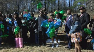 Family gathers to celebrate the life of KJ Starkes