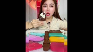 Asmr eating ice cream flavor dried chocolate milk ice cream Crispy delicious short video