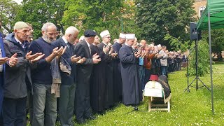 Klanjana dženaza književniku Dževadu Karahasanu