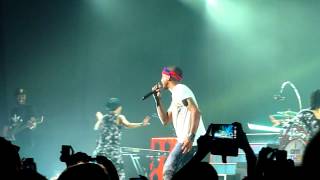 Pharrell Williams - Get Lucky - Live @ Le Zénith de Paris 14.10.2014