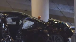 2 people taken to the hospital after Miami Gardens crash