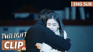 Sweet hugs! Liu Xia finally felt relieved in Lianshan's embraces! | [Twilight] Clip EP40(ENG SUB)