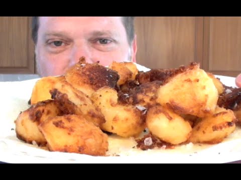 HOW TO MAKE CRUNCHY ROAST POTATOES - Greg's Kitchen HOW TO MAKE CRUNCHY ROAST POTATOES - Greg's Kitchen