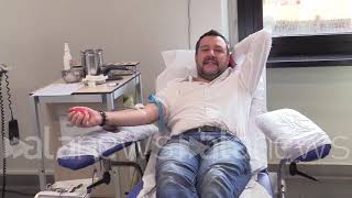 Salvini dona il sangue al centro Avis di Milano