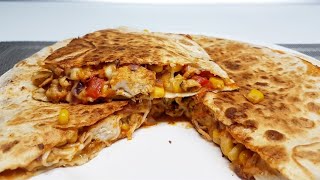 Meksykańska kanapka - QUESADILLA z kurczakiem i warzywami 🌮 | PALCE LIZAĆ