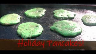 🎄 Christmas Morning Breakfast Feast on the Blackstone | Festive Pancakes, Bacon \u0026 Eggs