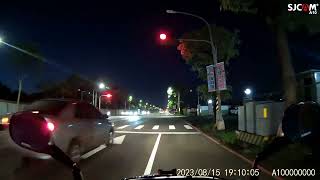 SJCAM A10泰迅TELESIN 【U型磁吸頸掛支架】夜間行車紀錄 1