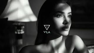 V A E L O R A - We Re Moving as One